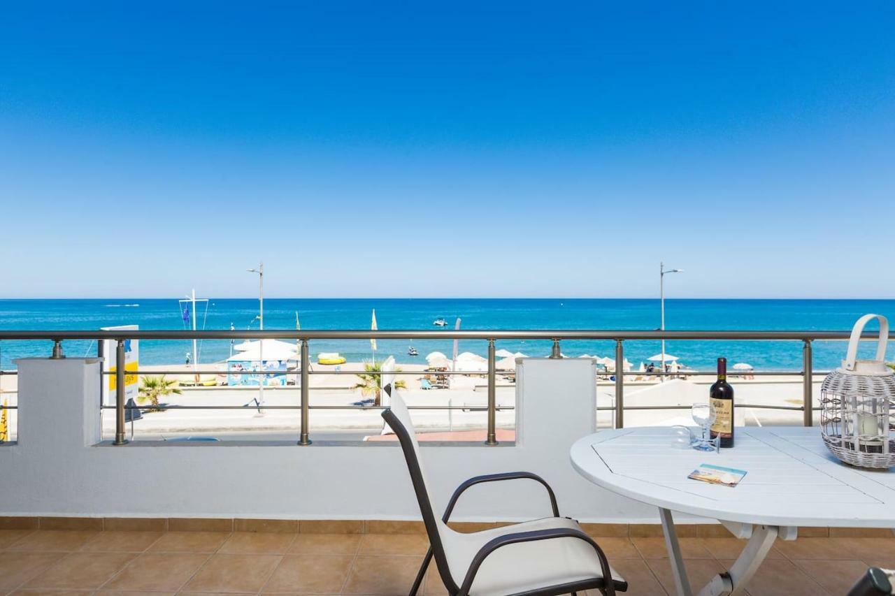 Beachfront Apartment Ретимно Екстериор снимка